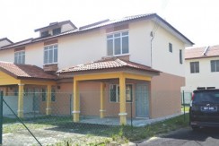 House in Taman Putra Perdana